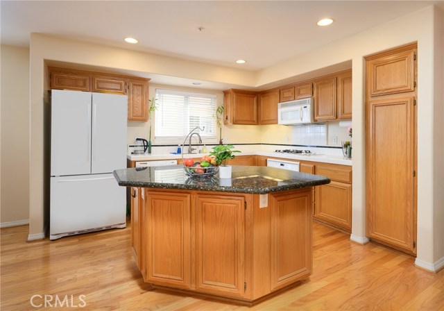 1732 Ruxton Lane, Redondo Beach, California 90278, 3 Bedrooms Bedrooms, ,2 BathroomsBathrooms,Residential,Sold,Ruxton,SB19252536