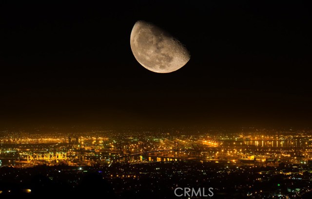 Night View on a Half Moon