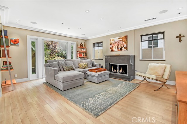 514 Irena #B Avenue, Redondo Beach, California 90277, 3 Bedrooms Bedrooms, ,3 BathroomsBathrooms,Residential,Sold,Irena #B,PV20173462