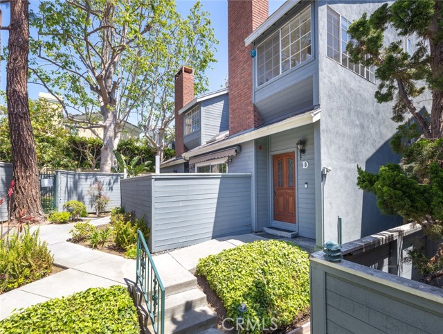 1917 Nelson Avenue, Redondo Beach, California 90278, 3 Bedrooms Bedrooms, ,3 BathroomsBathrooms,Residential,Sold,Nelson,WS21087419