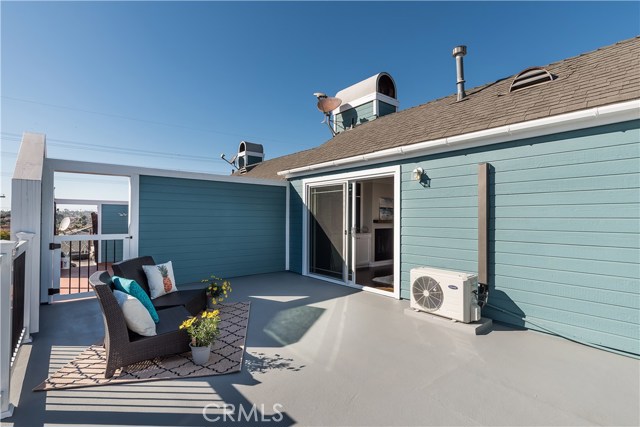 2307 Felton Lane, Redondo Beach, California 90278, 3 Bedrooms Bedrooms, ,2 BathroomsBathrooms,Residential,Sold,Felton,SB18030073