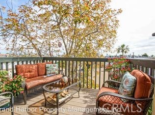 1624 Stanford Avenue, Redondo Beach, California 90278, 3 Bedrooms Bedrooms, ,1 BathroomBathrooms,Residential,Sold,Stanford,SB18011465