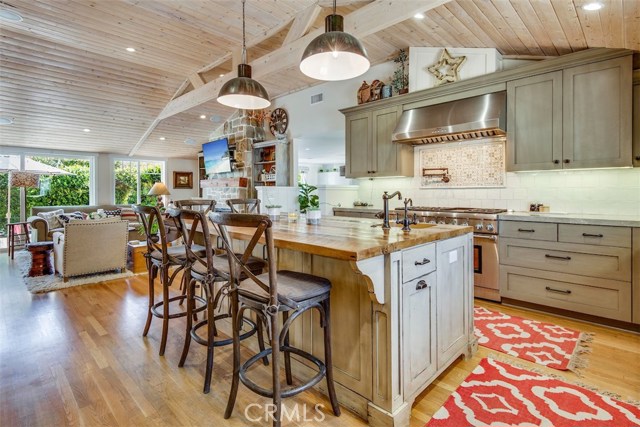 37 Dapplegray Lane, Rolling Hills Estates, California 90274, 4 Bedrooms Bedrooms, ,3 BathroomsBathrooms,Residential,Sold,Dapplegray,PV19062488