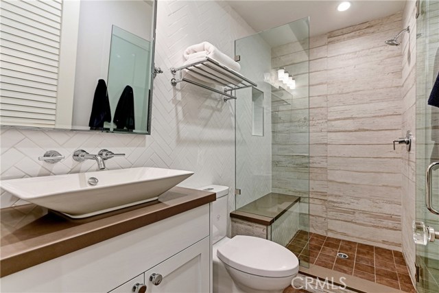 1955 Monterey Boulevard, Hermosa Beach, California 90254, 4 Bedrooms Bedrooms, ,2 BathroomsBathrooms,Residential,Sold,Monterey,SB18111119