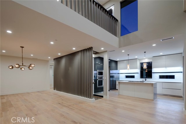 228 Helberta Avenue, Redondo Beach, California 90277, 5 Bedrooms Bedrooms, ,5 BathroomsBathrooms,Residential,Sold,Helberta,PV18015757