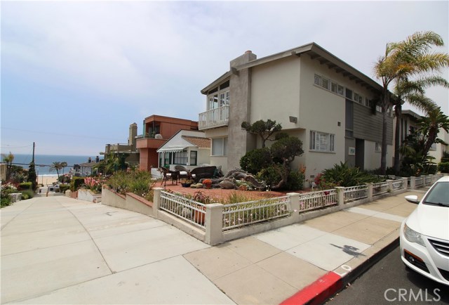 233 6th Street, Manhattan Beach, California 90266, ,Residential Income,Sold,6th,SB19129198