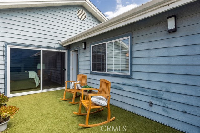 2704 Carnegie Lane, Redondo Beach, California 90278, 3 Bedrooms Bedrooms, ,1 BathroomBathrooms,Residential,Sold,Carnegie,SB21024689