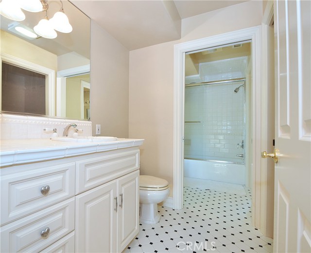 1 Clear Vista Drive, Rolling Hills Estates, California 90274, 6 Bedrooms Bedrooms, ,7 BathroomsBathrooms,Residential,Sold,Clear Vista,PV18185810