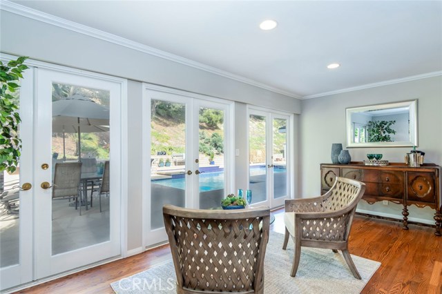 Living room sitting area, backyard view