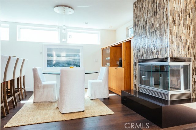 229 24th Street, Hermosa Beach, California 90254, 4 Bedrooms Bedrooms, ,3 BathroomsBathrooms,Residential,Sold,24th,DW17092631