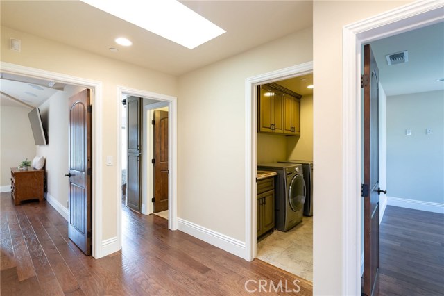 2101 Faymont Avenue, Manhattan Beach, California 90266, 4 Bedrooms Bedrooms, ,4 BathroomsBathrooms,Residential,Sold,Faymont,SB19142312