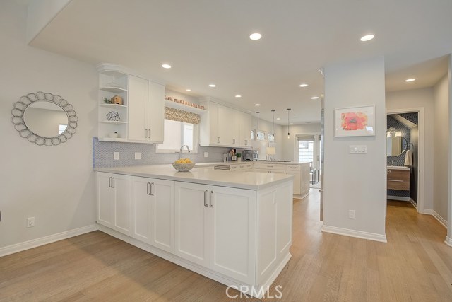 1124 1st Street, Hermosa Beach, California 90254, 4 Bedrooms Bedrooms, ,3 BathroomsBathrooms,Residential,Sold,1st,SB20124705