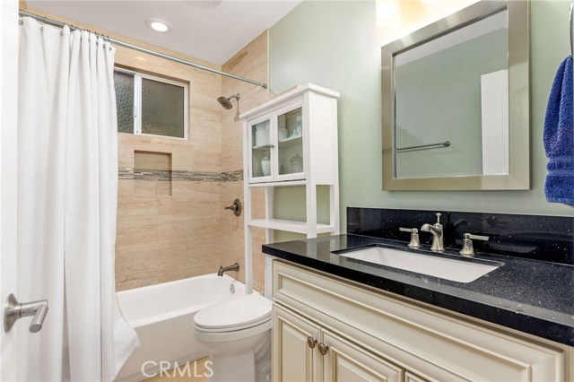 616 Garnet Street, Redondo Beach, California 90277, 4 Bedrooms Bedrooms, ,2 BathroomsBathrooms,Residential,Sold,Garnet,SB20102814