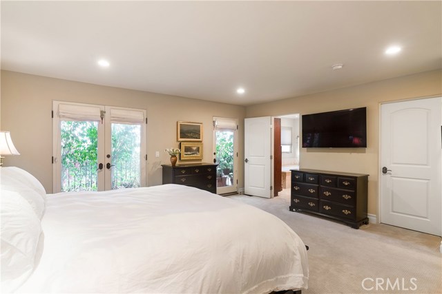 922 2nd, Hermosa Beach, California 90254, 4 Bedrooms Bedrooms, ,5 BathroomsBathrooms,Residential,Sold,2nd,SB19107146