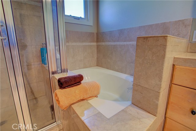 2403 Rockefeller Lane, Redondo Beach, California 90278, 3 Bedrooms Bedrooms, ,2 BathroomsBathrooms,Residential,Sold,Rockefeller,SB20237105