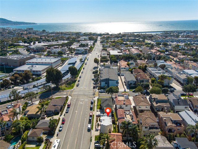 1011 Diamond Street, Redondo Beach, California 90277, 3 Bedrooms Bedrooms, ,1 BathroomBathrooms,Residential,Sold,Diamond,PV21056116