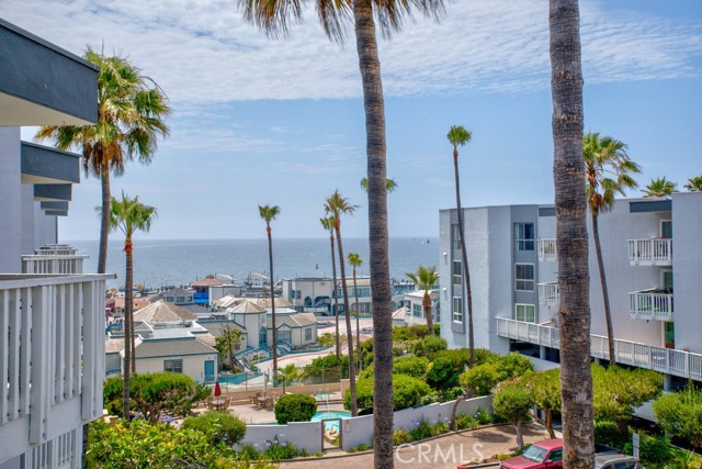 640 The Village, Redondo Beach, California 90277, 1 Bedroom Bedrooms, ,1 BathroomBathrooms,Residential,Sold,The Village,CV21150767