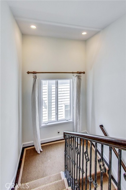 641 35th Street, Manhattan Beach, California 90266, 5 Bedrooms Bedrooms, ,3 BathroomsBathrooms,Residential,Sold,35th,SB21047084