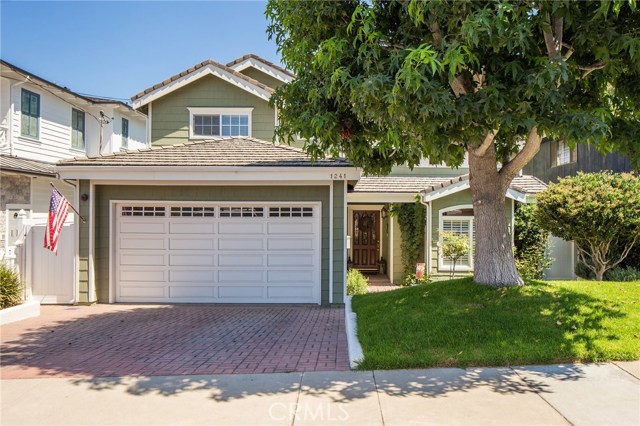 1241 8th Street, Manhattan Beach, California 90266, 5 Bedrooms Bedrooms, ,4 BathroomsBathrooms,Residential,Sold,8th,SB17171478