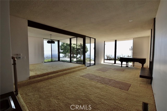 29635 Highpoint Road, Rancho Palos Verdes, California 90275, 4 Bedrooms Bedrooms, ,3 BathroomsBathrooms,Residential,Sold,Highpoint,PV21121360