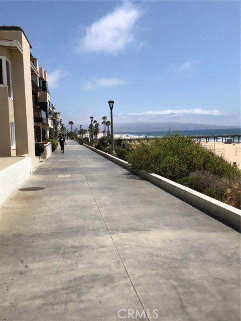 121 15th Street, Manhattan Beach, California 90266, 3 Bedrooms Bedrooms, ,3 BathroomsBathrooms,Residential,Sold,15th,SB18131907