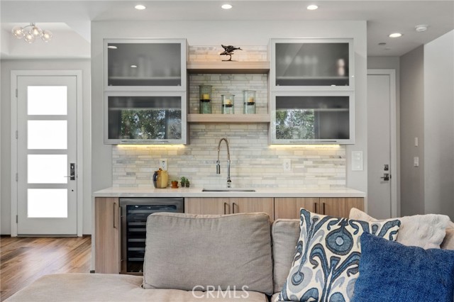 2013 Voorhees Avenue, Redondo Beach, California 90278, 4 Bedrooms Bedrooms, ,3 BathroomsBathrooms,Residential,Sold,Voorhees,SB21088037