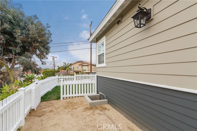 2208 Ripley Avenue, Redondo Beach, California 90278, 4 Bedrooms Bedrooms, ,1 BathroomBathrooms,Residential,Sold,Ripley,SB18011940