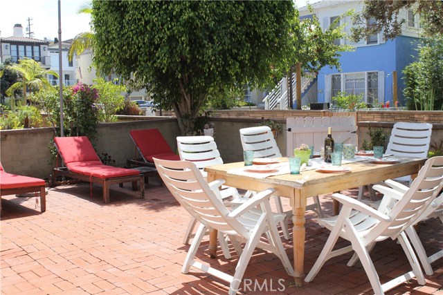 Large patio - enjoy Sunday brunch al fresco w/ fresh ocean breezes