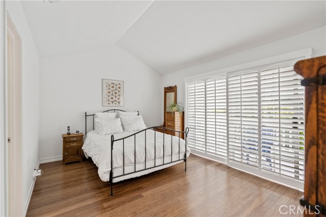 319 Emerald Street, Redondo Beach, California 90277, 2 Bedrooms Bedrooms, ,2 BathroomsBathrooms,Residential,Sold,Emerald,SB21122333