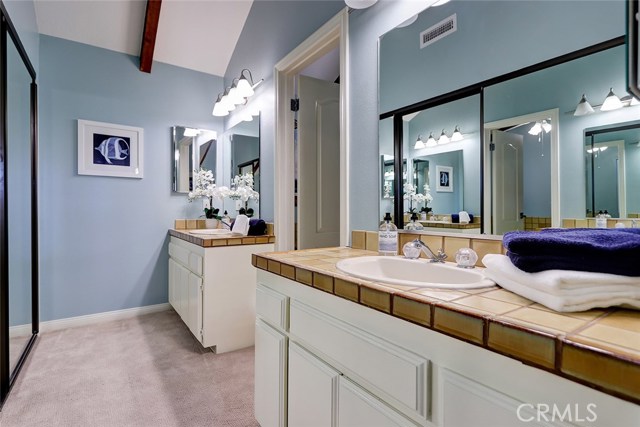 214 Juanita Avenue, Redondo Beach, California 90277, 3 Bedrooms Bedrooms, ,2 BathroomsBathrooms,Residential,Sold,Juanita,SB19078537