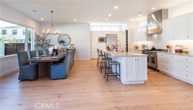 1900 Lynngrove Drive, Manhattan Beach, California 90266, 5 Bedrooms Bedrooms, ,2 BathroomsBathrooms,Residential,Sold,Lynngrove,SB19050815