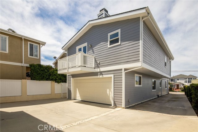 106 Juanita Avenue, Redondo Beach, California 90277, 5 Bedrooms Bedrooms, ,3 BathroomsBathrooms,Residential,Sold,Juanita,SB19077210