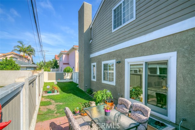 2221 Nelson #B, Redondo Beach, California 90278, 3 Bedrooms Bedrooms, ,3 BathroomsBathrooms,Residential,Sold,Nelson #B,PW18215127