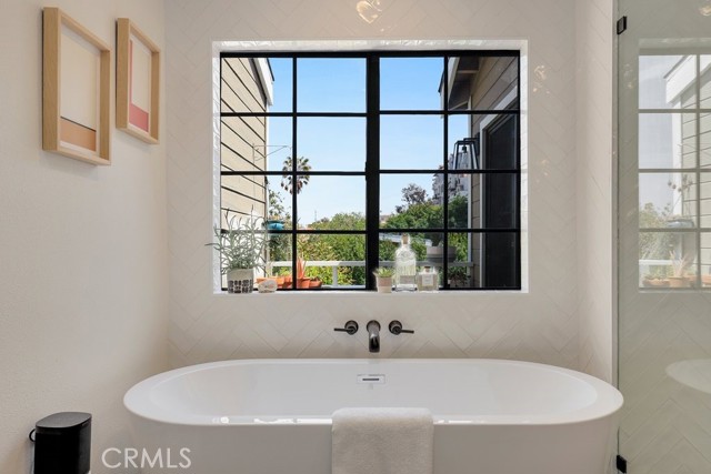 1924 Mathews Avenue, Redondo Beach, California 90278, 3 Bedrooms Bedrooms, ,2 BathroomsBathrooms,Residential,Sold,Mathews,SB21069935