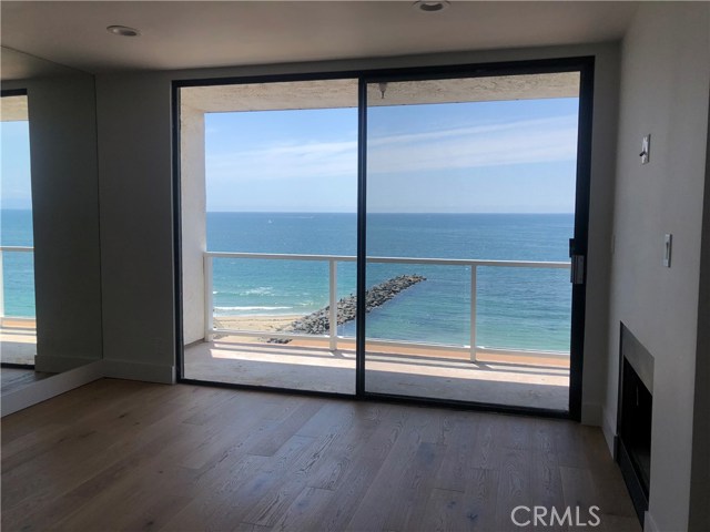 615 Esplanade, Redondo Beach, California 90277, 1 Bedroom Bedrooms, ,1 BathroomBathrooms,Residential,Sold,Esplanade,SB19123307
