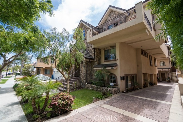 523 Lucia Avenue, Redondo Beach, California 90277, 4 Bedrooms Bedrooms, ,4 BathroomsBathrooms,Residential,Sold,Lucia,SB18107148