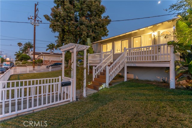 2022 Rockefeller Lane, Redondo Beach, California 90278, 2 Bedrooms Bedrooms, ,1 BathroomBathrooms,Residential,Sold,Rockefeller,SB20182136