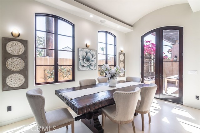 3617 Pacific Avenue, Manhattan Beach, California 90266, 5 Bedrooms Bedrooms, ,2 BathroomsBathrooms,Residential,Sold,Pacific,SB18228289