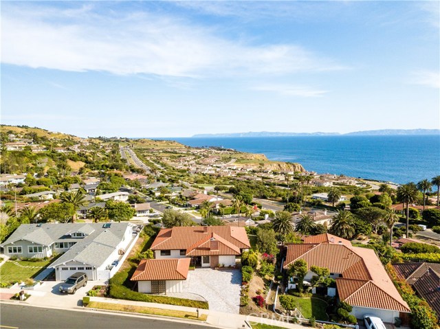 7392 Via Lorado, Rancho Palos Verdes, California 90275, 3 Bedrooms Bedrooms, ,1 BathroomBathrooms,Residential,Sold,Via Lorado,PV19114140