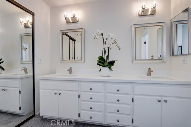 1916 Rockefeller Lane, Redondo Beach, California 90278, 3 Bedrooms Bedrooms, ,2 BathroomsBathrooms,Residential,Sold,Rockefeller,SB20073261