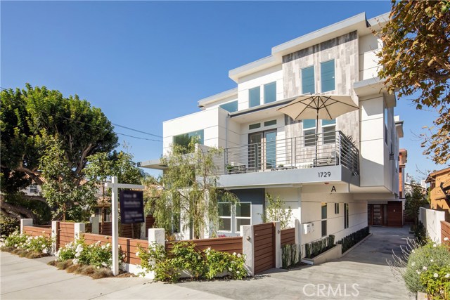 1729 Harriman Lane, Redondo Beach, California 90278, 4 Bedrooms Bedrooms, ,3 BathroomsBathrooms,Residential,Sold,Harriman,SB19259591