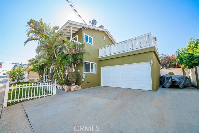 1503 Rindge Lane, Redondo Beach, California 90278, 4 Bedrooms Bedrooms, ,Residential,Sold,Rindge,SB21027333