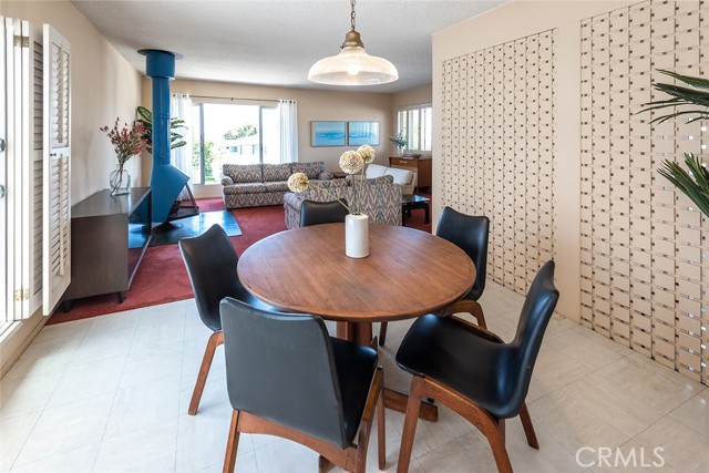 728 13th Street, Manhattan Beach, California 90266, 3 Bedrooms Bedrooms, ,2 BathroomsBathrooms,Residential,Sold,13th,SB21113806