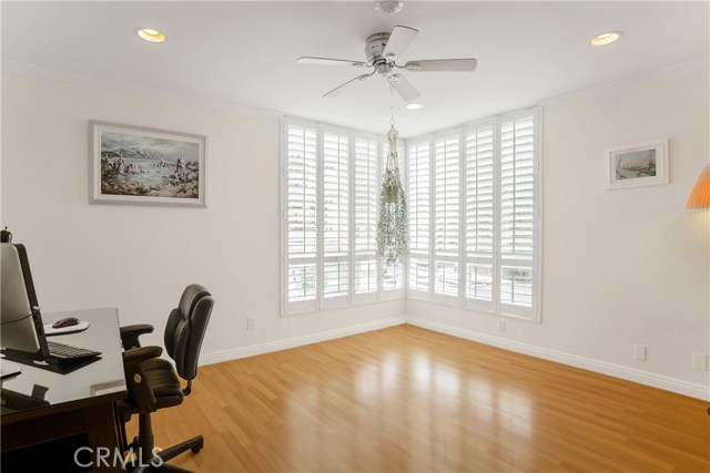 428 Esplanade, Redondo Beach, California 90277, 3 Bedrooms Bedrooms, ,2 BathroomsBathrooms,Residential,Sold,Esplanade,SB18127217