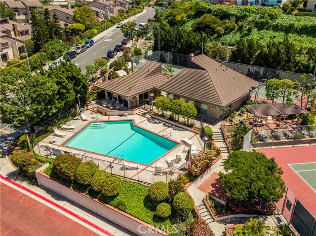 28103 Ridgefern Court, Rancho Palos Verdes, California 90275, 3 Bedrooms Bedrooms, ,1 BathroomBathrooms,Residential,Sold,Ridgefern,PV20111439