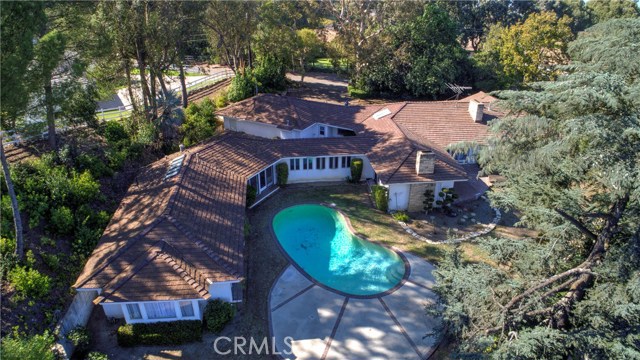 7 Openbrand Road, Rolling Hills, California 90274, 5 Bedrooms Bedrooms, ,4 BathroomsBathrooms,Residential,Sold,Openbrand,SB17209921