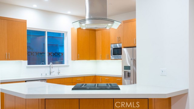 2108 Gates Avenue, Redondo Beach, California 90278, 4 Bedrooms Bedrooms, ,2 BathroomsBathrooms,Residential,Sold,Gates,SB17108544