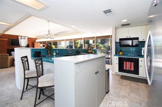 10 Pinto Lane, Rolling Hills Estates, California 90274, 4 Bedrooms Bedrooms, ,3 BathroomsBathrooms,Residential,Sold,Pinto,PV20024479