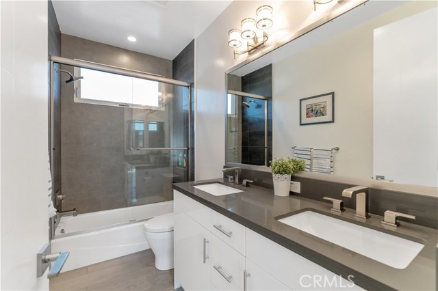 2227 Dufour Avenue, Redondo Beach, California 90278, 4 Bedrooms Bedrooms, ,3 BathroomsBathrooms,Residential,Sold,Dufour,SB20242752