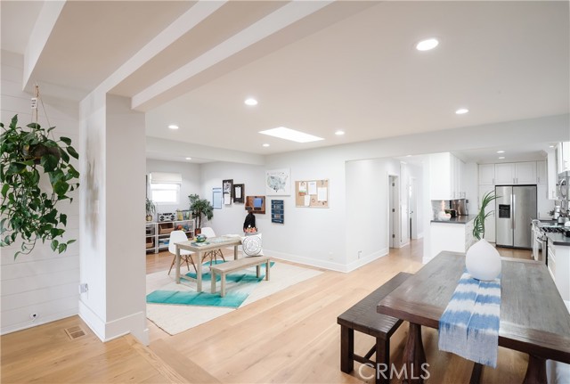 3520 Walnut Avenue, Manhattan Beach, California 90266, 3 Bedrooms Bedrooms, ,2 BathroomsBathrooms,Residential,Sold,Walnut,SB21036889